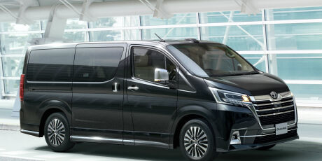 Toyota lan&ccedil;a a nova Granace no Jap&atilde;o