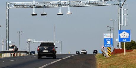 Câmara aprova projeto de pedágio por distância percorrida 