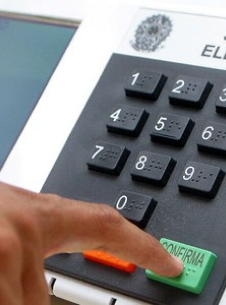 TSE contabiliza 1,431 milh&atilde;o de justificativas