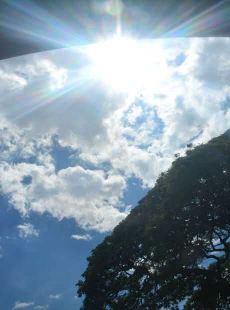 Natal em MS ter&aacute; calor e chance de chuva isolada
