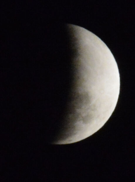 Eclipse parcial da Lua ser&aacute; visto em Mato Grosso do Sul nesta quinta-feira 