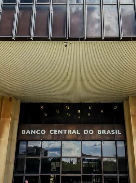 Banco Central amplia exigências para instituições participarem do Pix