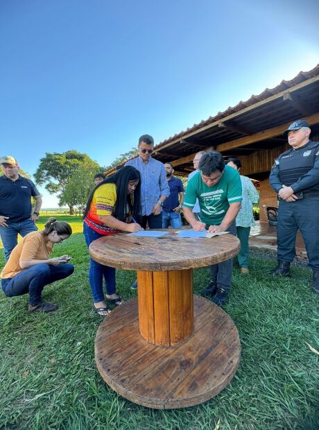 União planeja pacotão para tornar terra indígena modelo no País