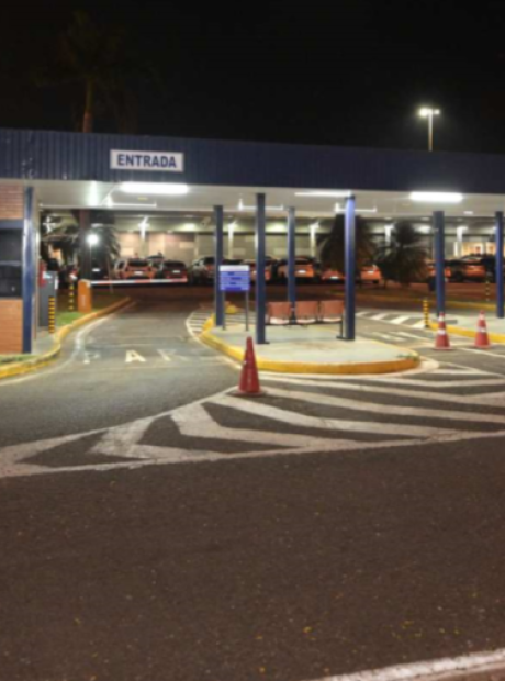 Aeroporto de Campo Grande: Aena solicita reforço policial para despejo em estacionamento