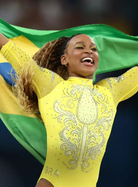 Rebeca Andrade anuncia retorno &agrave;s competi&ccedil;&otilde;es neste ano ap&oacute;s pausa em 2025