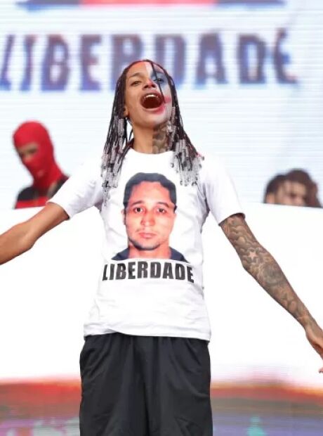 Enquanto Oruam pede liberdade do pai, Marcinho VP defende pris&atilde;o do filho