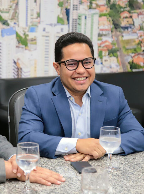 Presidente da C&acirc;mara "comemora" decis&atilde;o de juiz contra aumento do IPTU