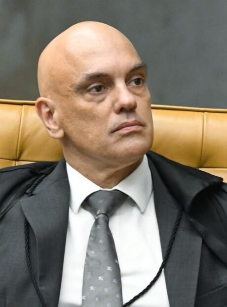 Moraes manda Mauro Cid come&ccedil;ar a cumprir pena e autoriza abater per&iacute;odo de pris&atilde;o provis&oacute;ria