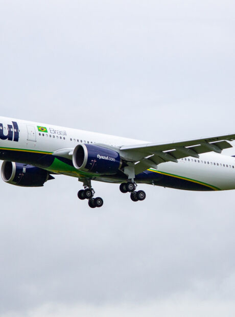 A&ccedil;&atilde;o do governo freia alta de passagem a&eacute;rea, diz presidente da Anac