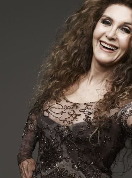 Noite da Seresta volta nesta sexta-feira (15) com show de Wanderléa