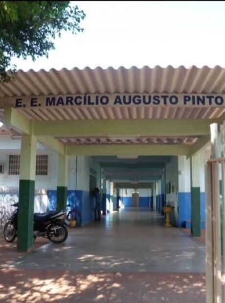Estudante &eacute; esfaqueada por colega na escola em MS