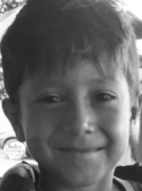 Vela pode ter provocado inc&ecirc;ndio que tirou a vida de menino de 6 anos