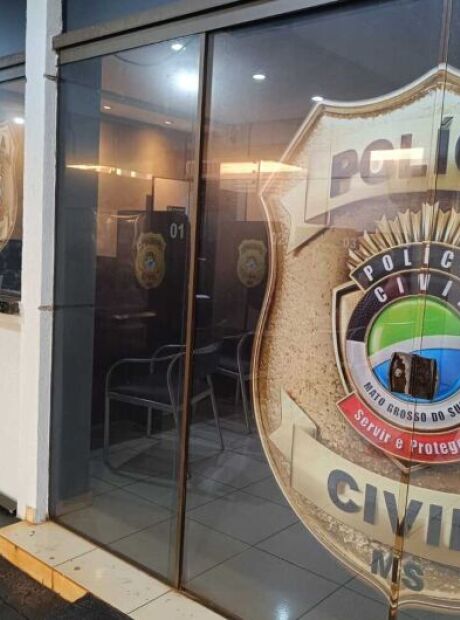 Populares tentam linchar mulher que esfaqueou ex-namorado ap&oacute;s agress&otilde;es 