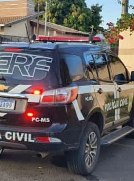 Homem inventa sequestro para esconder de esposa que estava no bar