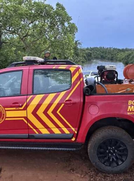 Dois homens tentam salvar colega afogada, mas desaparecem no Rio Sucuri&uacute;