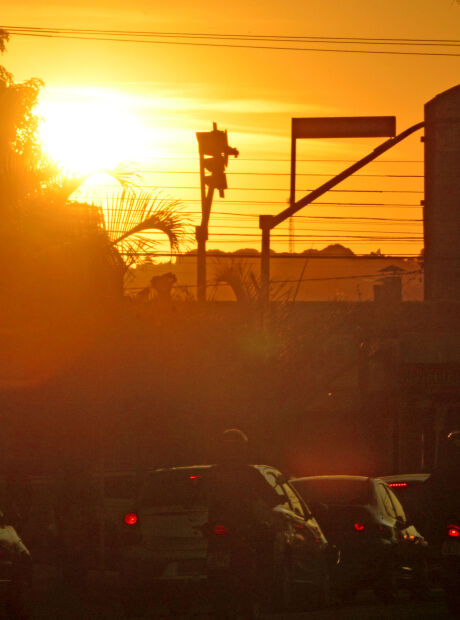 Novembro deve ser de chuvas irregulares e temperatura acima da m&eacute;dia em MS