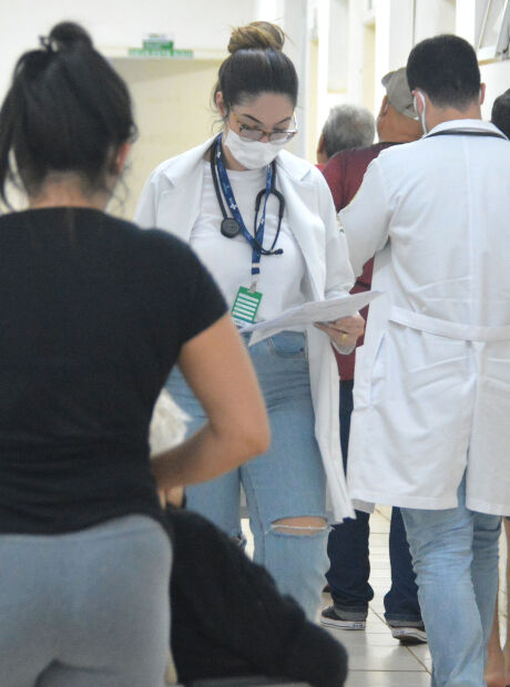 Conselho exige revoga&ccedil;&atilde;o do decreto que reduz sal&aacute;rios dos profissionais da sa&uacute;de