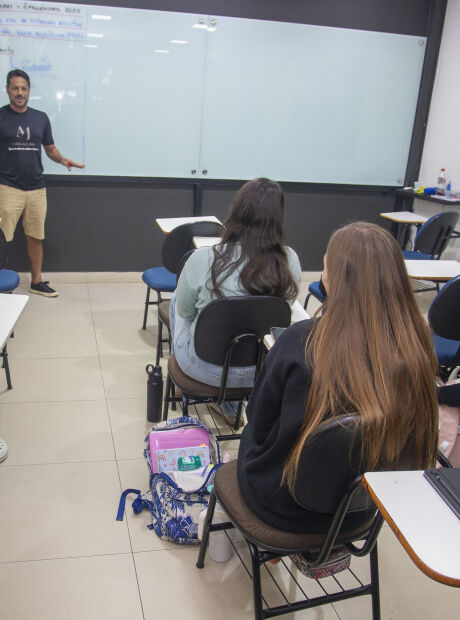 Educa&ccedil;&atilde;o e tecnologia s&atilde;o a aposta da vez para a reda&ccedil;&atilde;o do Enem