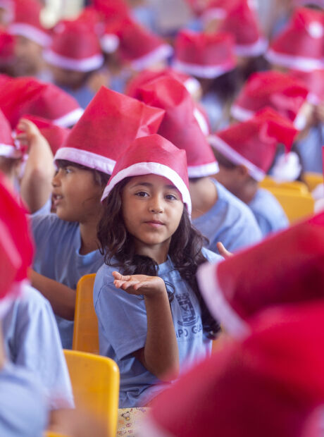 "Papai Noel dos Correios" fecha 2025 com 100% das cartinhas adotadas