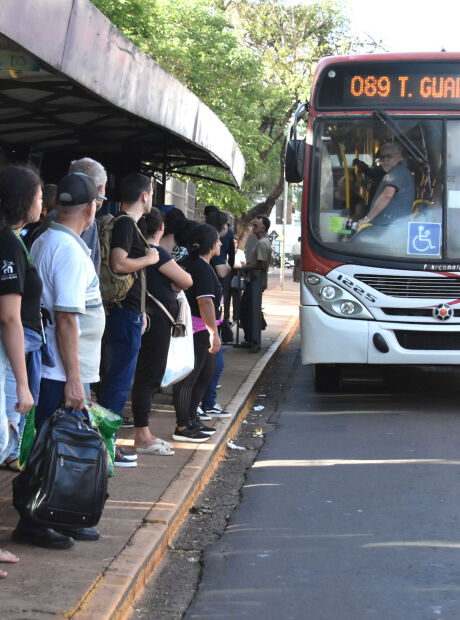 Ônibus pode entrar em greve por tempo indeterminado a partir de segunda-feira
