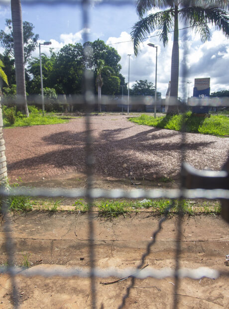 Interditado desde mar&ccedil;o e h&aacute; 10 anos sem reforma, Horto Florestal &eacute; entregue ao Sesc