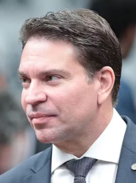 Mesa da C&acirc;mara decide cassar Eduardo Bolsonaro e Alexandre Ramagem