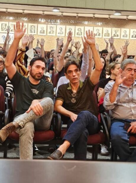 Greve: dentistas suspendem atendimentos em 44 postos de sa&uacute;de da Capital 