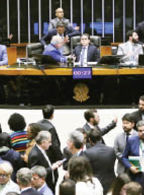 Juristas dizem que redução de penas a golpistas pode provocar efeito dominó