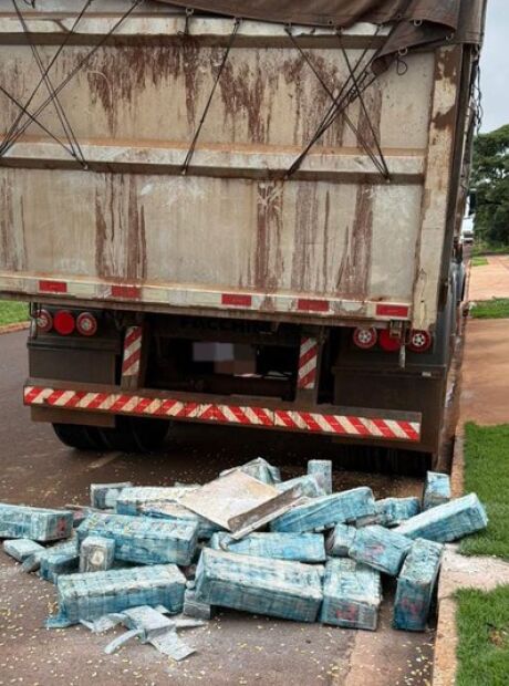 Federal apreende carregamentos de coca&iacute;na em menos de 24h na fronteira