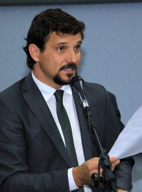 STJ condena ex-vereador da Capital por contratação de funcionário fantasma