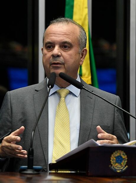 Fl&aacute;vio convida Uni&atilde;o e PP a apoi&aacute;-lo; partidos ficaram de maturar ideia