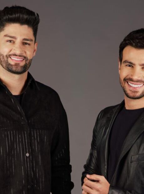 Adolescente que foi embriagado no palco por Munhoz e Mariano ser&aacute; indenizado