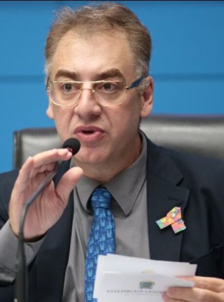 Deputado imprimia material do jogo do bicho dentro da Assembleia de MS