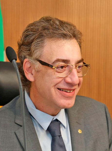 Neno Razuk &eacute; condenado a 15 anos por rela&ccedil;&atilde;o com o jogo do bicho