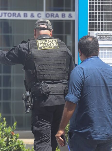 Adriane reajustou contratos da ilumina&ccedil;&atilde;o em 25% em plena crise financeira