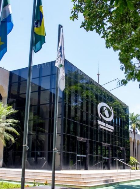 TCE v&ecirc; ind&iacute;cio de sobrepre&ccedil;o e trava preg&atilde;o de R$ 58 milh&otilde;es