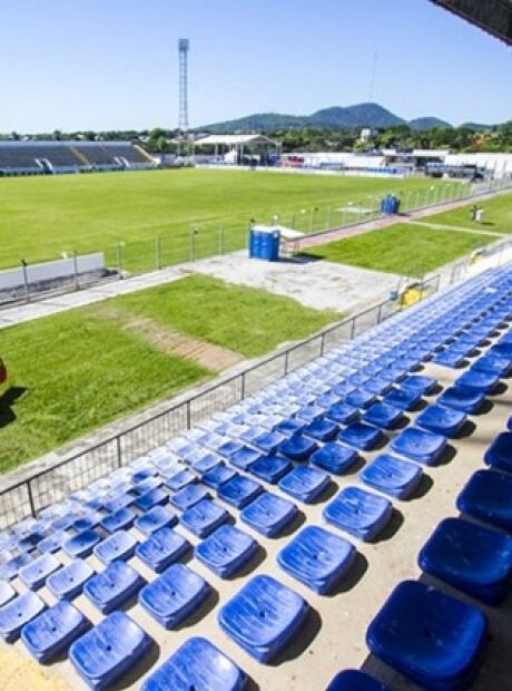 Minist&eacute;rio P&uacute;blico quer suspender jogos com p&uacute;blico em est&aacute;dio do interior de MS