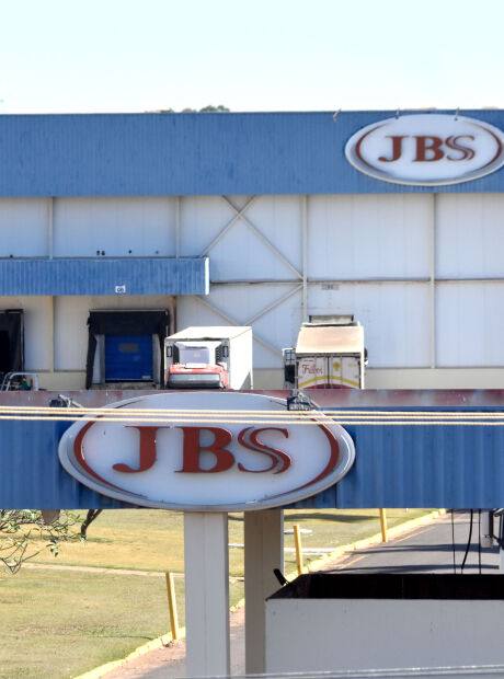 Isenta do IPTU em Campo Grande, JBS investe US$ 150 milh&otilde;es no Om&atilde;