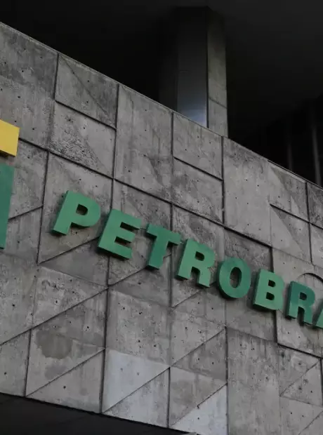 Ibama pede &agrave; Petrobras detalhamento t&eacute;cnico sobre vazamento de fluido biodegrad&aacute;vel