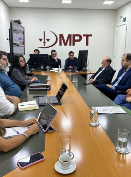 MPT debate com Prefeitura contrata&ccedil;&atilde;o de catadores de recicl&aacute;veis em Campo Grande