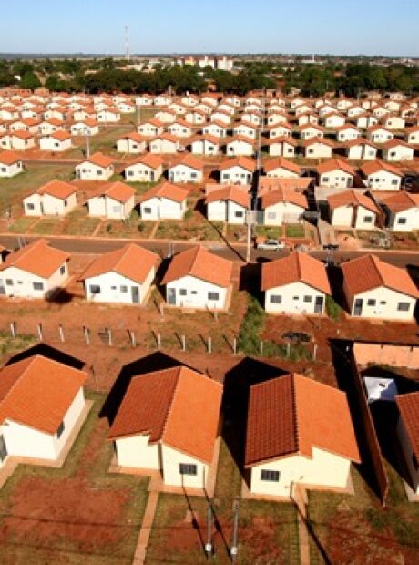 Adriane veta isen&ccedil;&atilde;o de IPTU para casas de at&eacute; R$ 100 mil