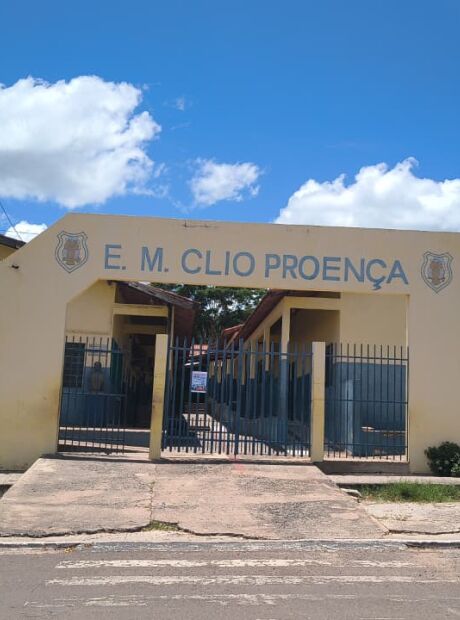 Com 30% de defasagem educacional na cidade, escola em Corumb&aacute; tem vagas na modalidade EJA