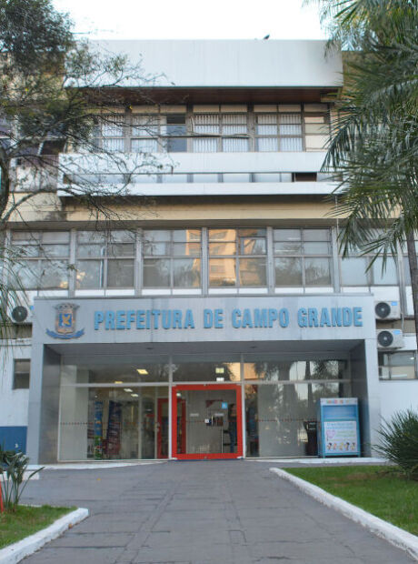 &Oacute;rg&atilde;os municipais s&oacute; abrem &agrave; tarde hoje (18) em Campo Grande