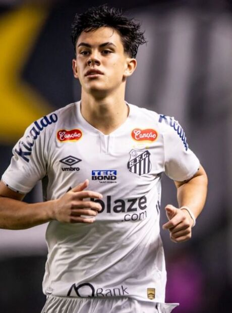 Santos acerta o empr&eacute;stimo de JP Chermont ao Coritiba, mesmo com Igor Vin&iacute;cius podendo sair