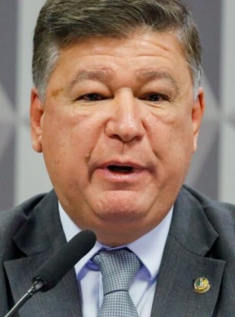 Presidente da CPMI do INSS diz que Mendon&ccedil;a ordenou a PF a filtrar informa&ccedil;&otilde;es do caso Master