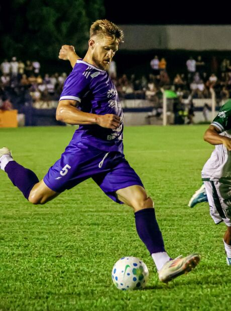 Ivinhema ganha em casa e segue na Copa do Brasil