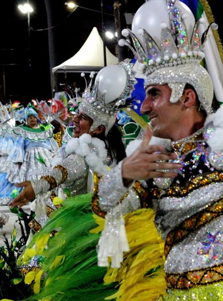 Em meio a questionamentos, carnaval&nbsp;de Corumb&aacute; tem n&uacute;meros positivos