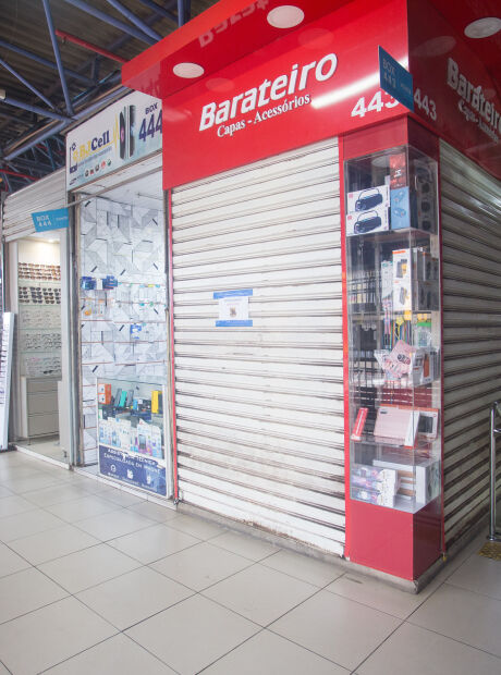 Camel&oacute;dromo tem bancas interditadas ap&oacute;s opera&ccedil;&atilde;o contra contrabando 