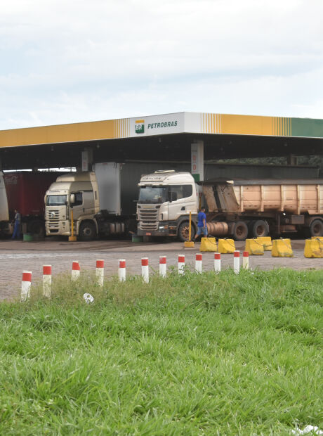 "&Eacute; inevit&aacute;vel um novo aumento nos combust&iacute;veis", alega presidente da Sinpetro MS