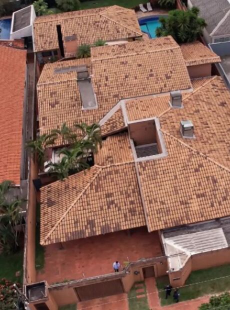 Palco de assassinato, mans&atilde;o de Bernal &eacute; alvo de pol&ecirc;micas h&aacute; uma d&eacute;cada